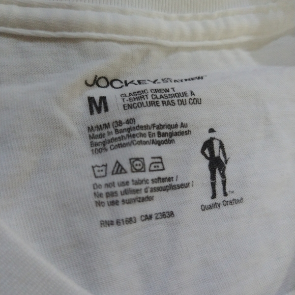 Size M white Jockey V a t-shirt like new - Picture 6 of 6